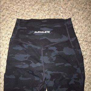alphalete camo leggings